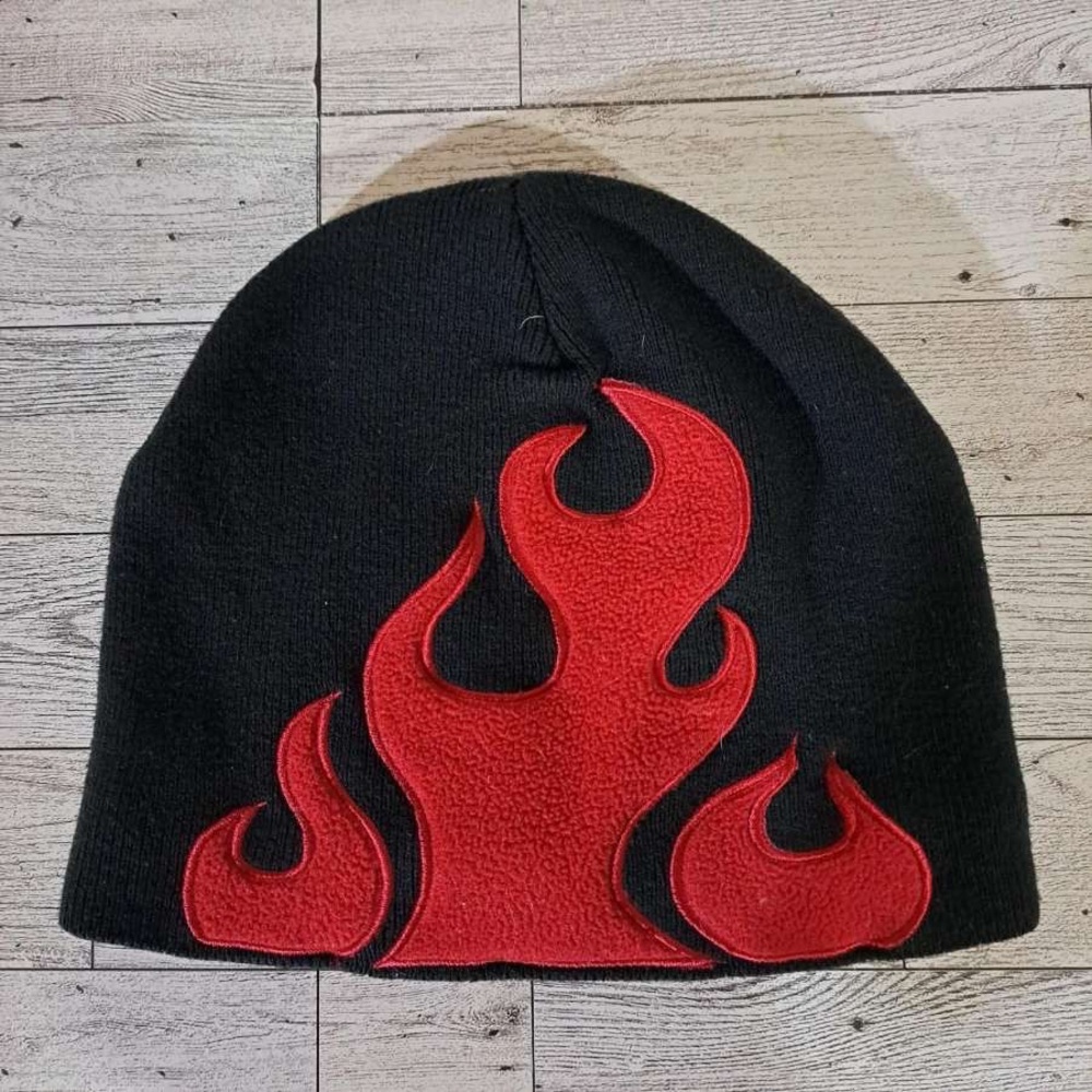 Women's Y2K Skateboarding Red Black Flame Fire Beanie